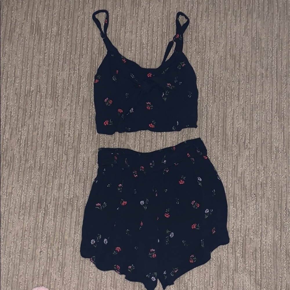 Hollister two piece set